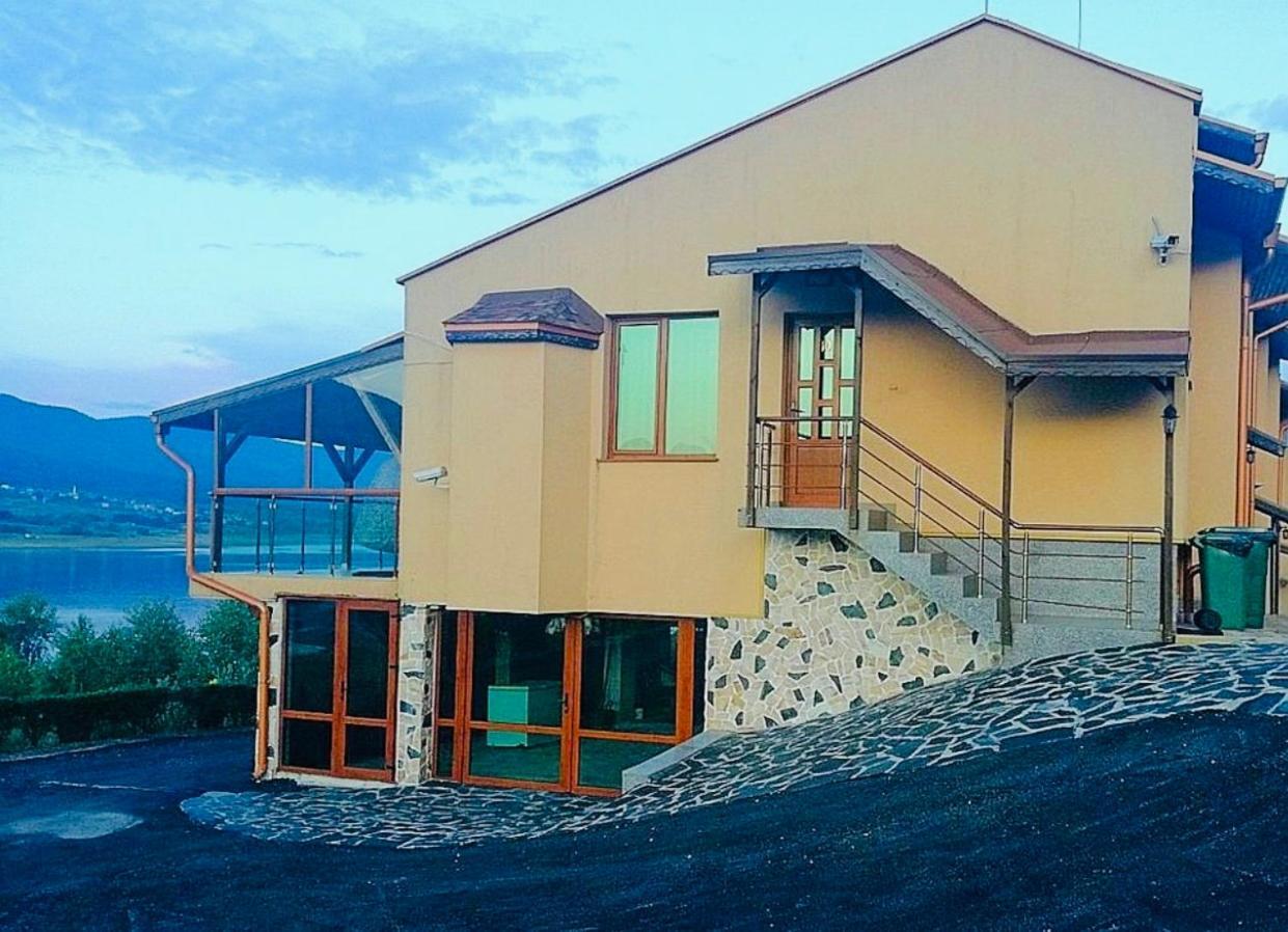 Отель Vip Complex Сырница Экстерьер фото