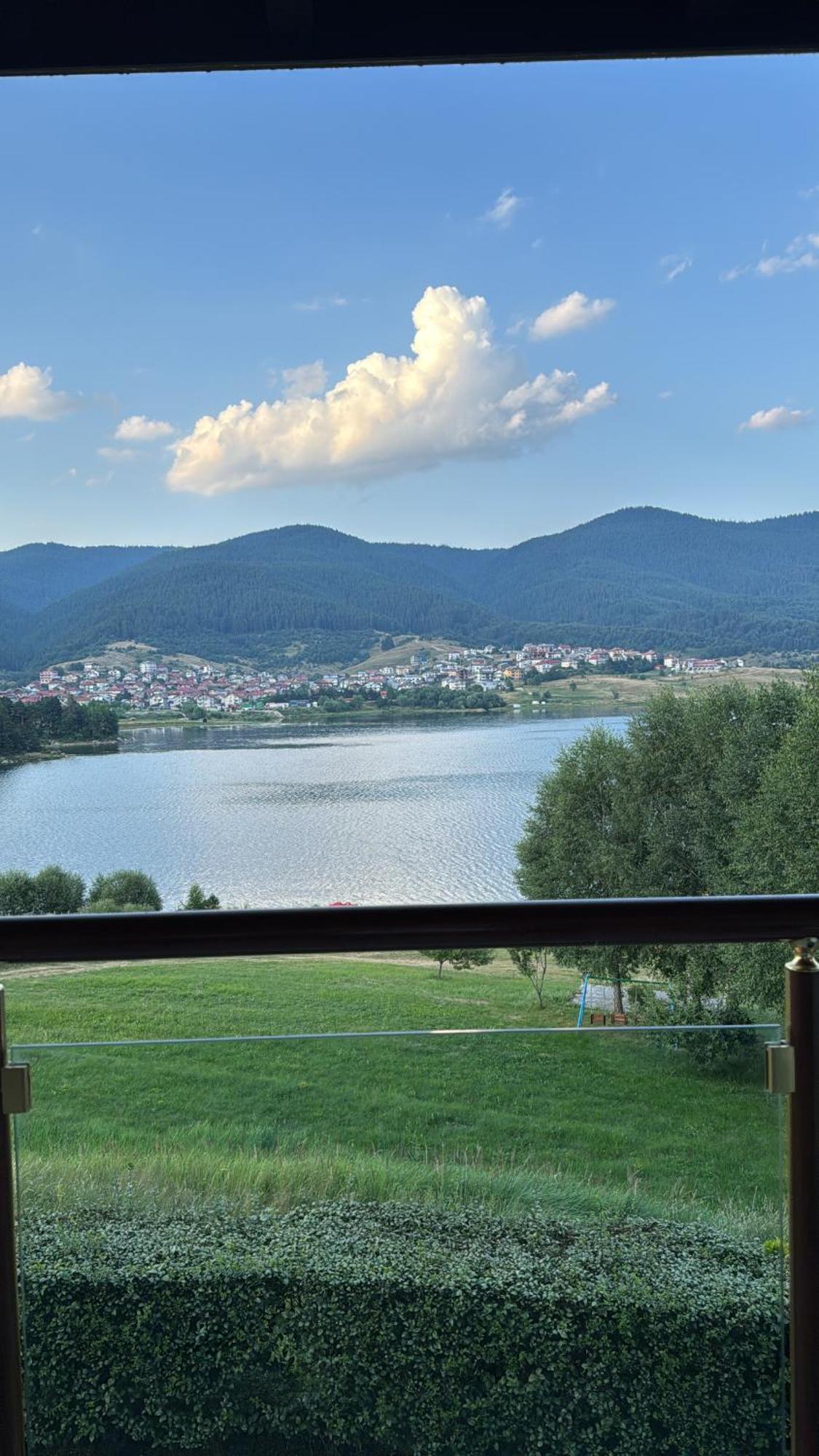Отель Vip Complex Сырница Экстерьер фото